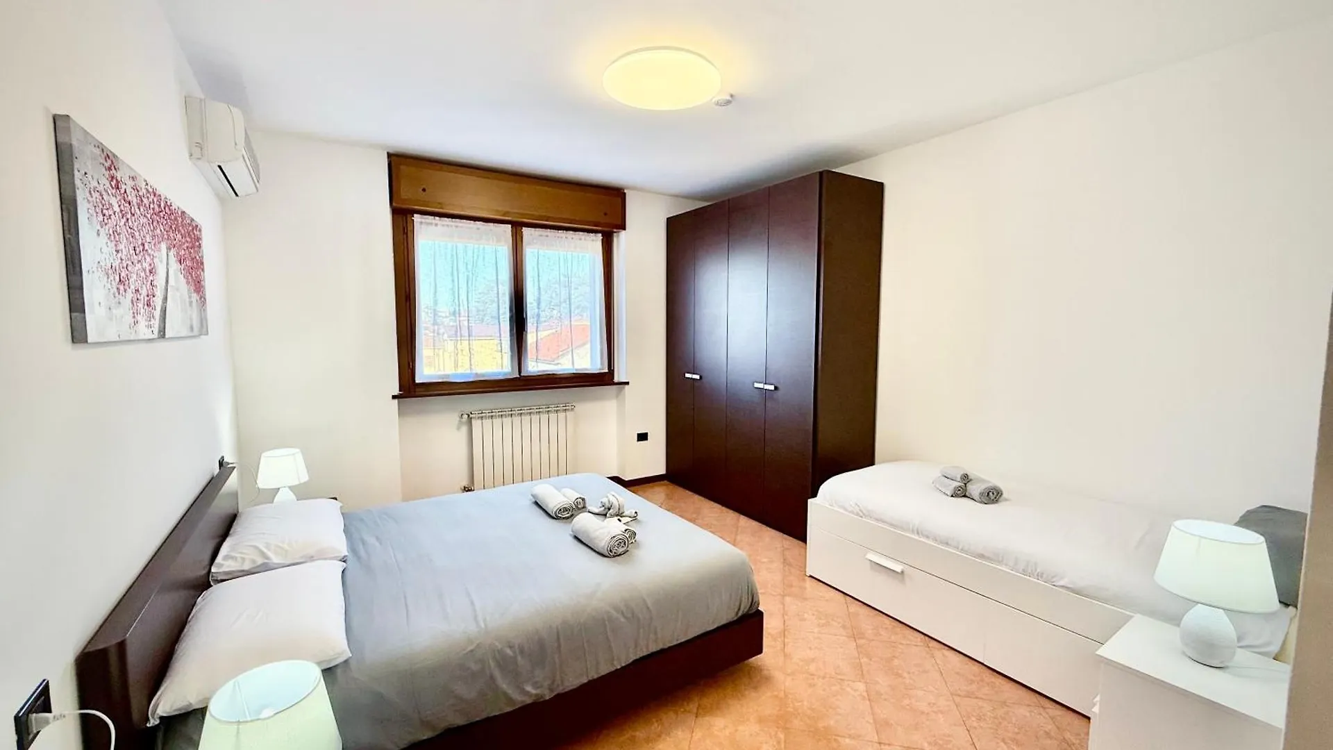 Ac Milano Malpensa Train Express Apartment Gallarate Italy