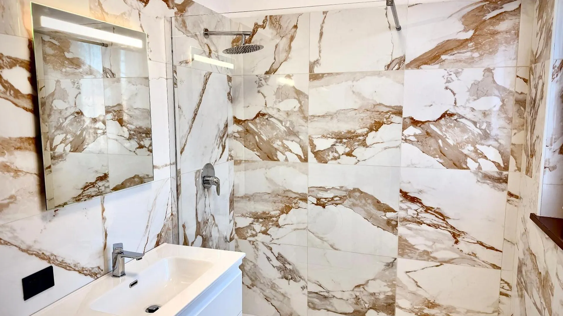 Ac Milano Malpensa Train Express Apartment Gallarate