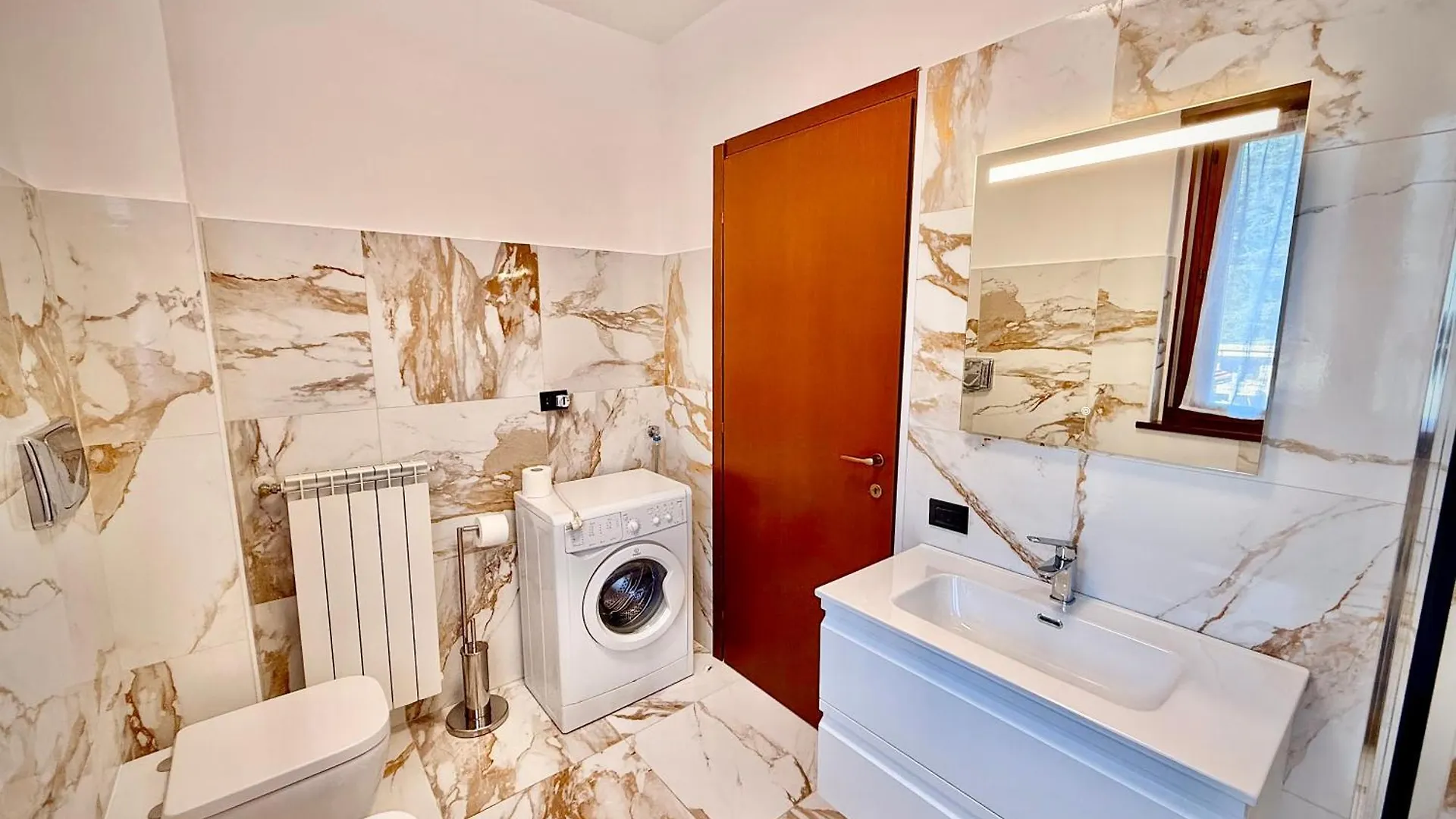 Ac Milano Malpensa Train Express Apartment Gallarate Italy