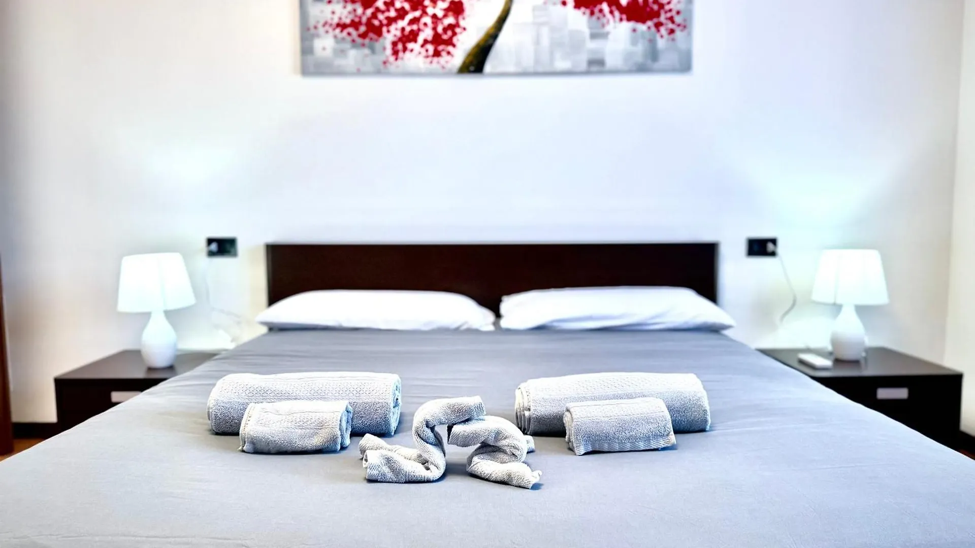 Ac Milano Malpensa Train Express Apartment Gallarate Italy